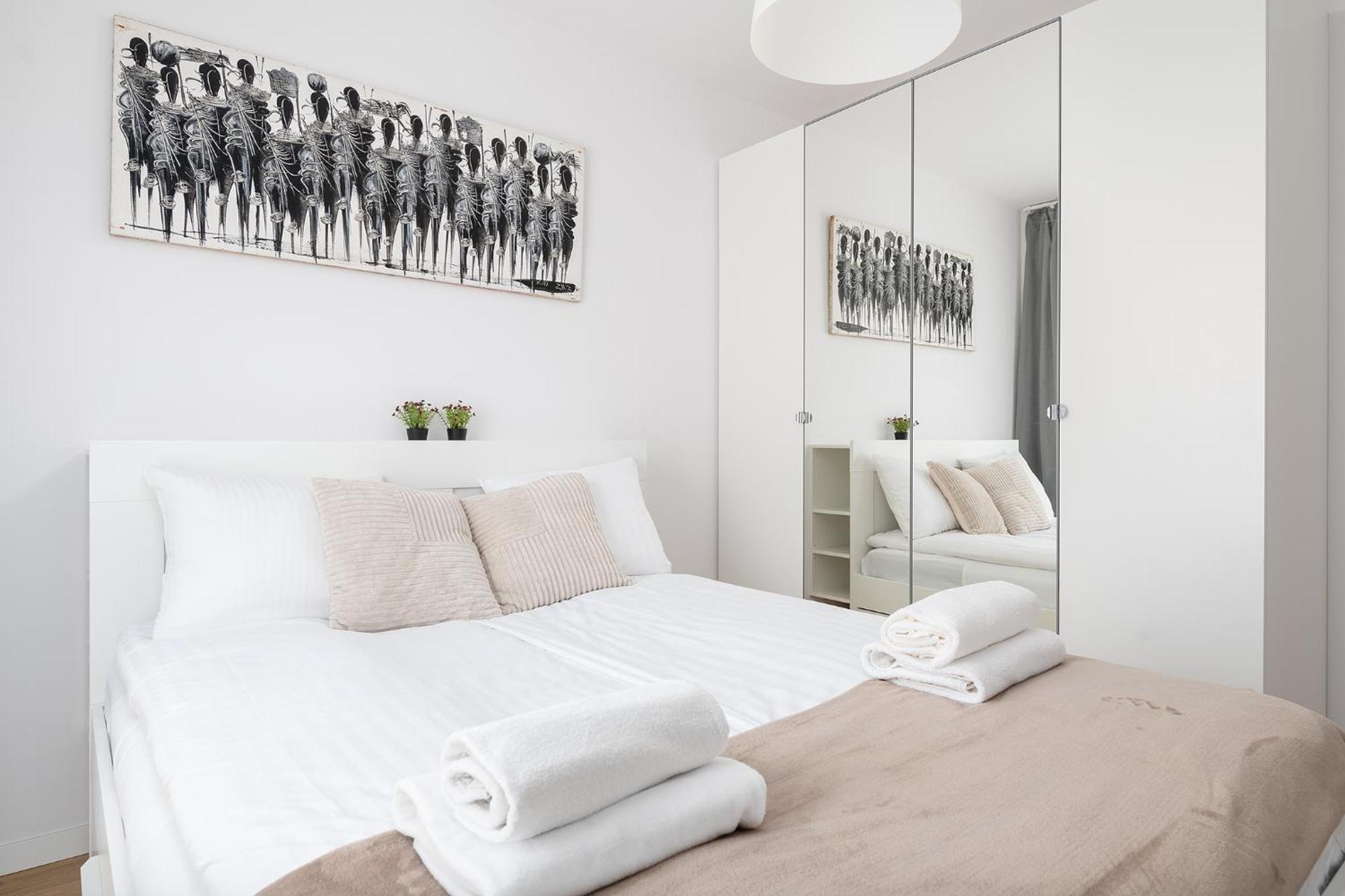 Rentplanet - Sierakowskiego Varsovia